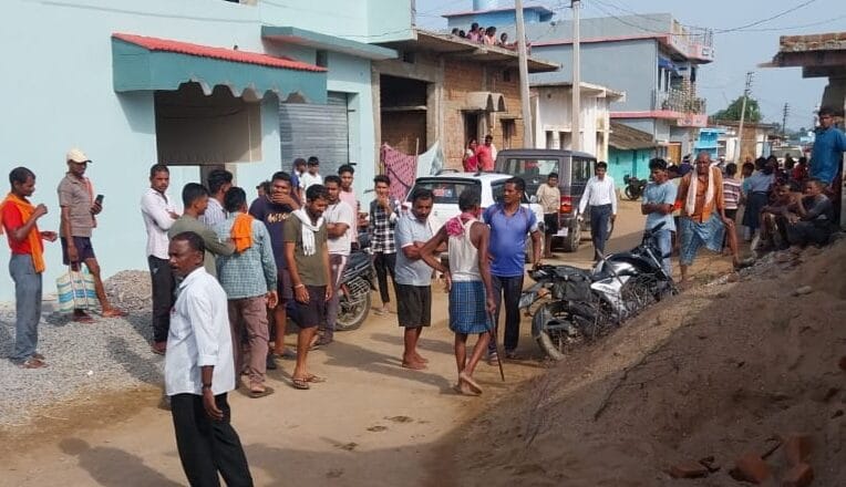 घर में घुसा बैठा है तेंदुआ, रायपुर से बुलाई गई स्पेशल टीम करेगी रेस्क्यू, एक ग्रामीण घायल