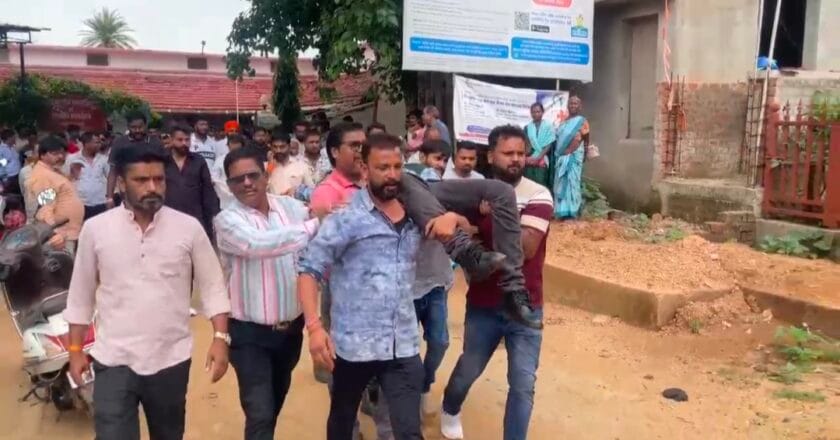 कच्चे माइंस का विवाद गहराया, भानुप्रतापपुर परिवहन संघ के सदस्य ने की आत्मदाह की कोशिश