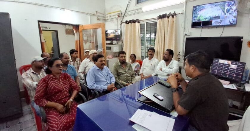 गणेश उत्सव से पहले फरसगांव में शांति समिति की बैठक,साइबर अपराध और वाहनों की रफ्तार पर भी चर्चा