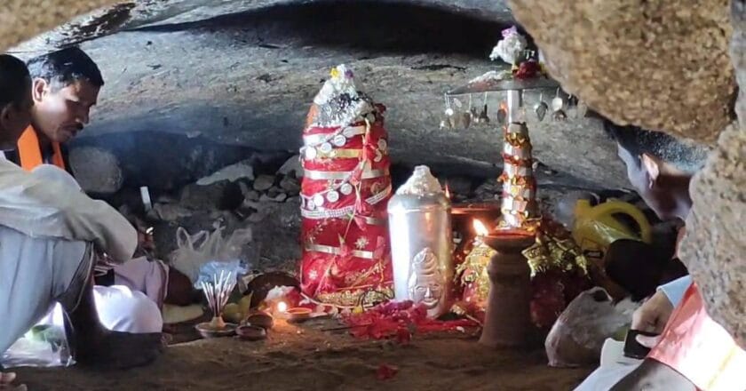 माता लिंगेश्वरी गुफा का द्वार 3 सितंबर को खुलेगा: झाटीबन में तैयारियां जोरों पर, भक्तों में उत्साह_