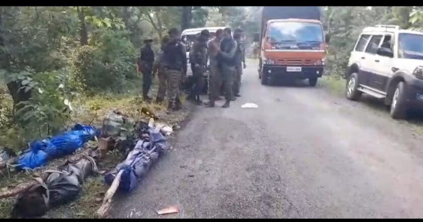 गांव के नजदीक पहाड़ी में जबरदस्त मुठभेड़, नक्सली कमांडर समेत 3 ढेर, बड़े लीडर की मौजूदगी की सूचना पर ऑपरेशन