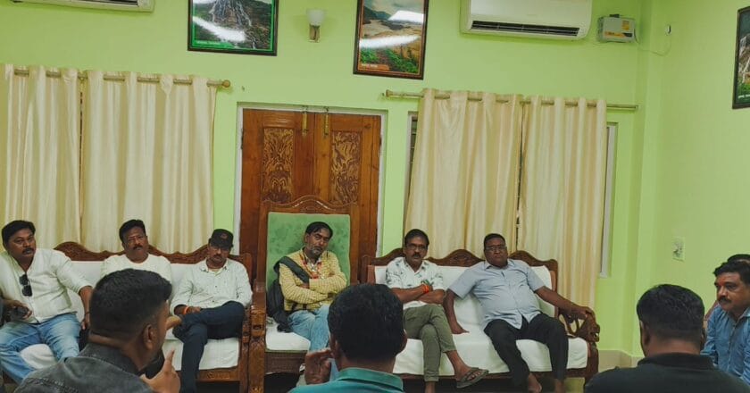 दंतेवाड़ा में भाजपा जिला अध्यक्ष द्वारा पत्रकार को धमकी, पत्रकारों में रोष