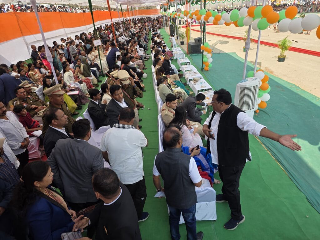 पत्रकारो के साथ ये कैसा बर्ताव, पहले आमंत्रण देकर बुलाया लेकिन बैठने की व्यवस्था एकदम खराब, प्रेस क्लब ने जताई नाराजगी 